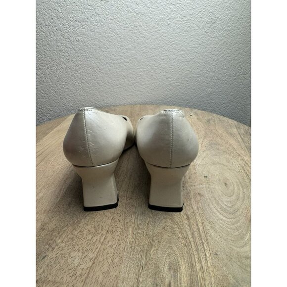 Stuart Weitzman Womens Ivory Leather Heels Size 36.5/6 C (Wide) Vintage - Picture 4 of 9